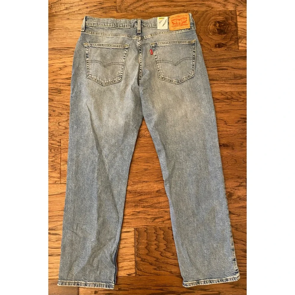 Levis 514 Straight Fit Mens 33x30 Light Wash Distressed Flex Jeans New
